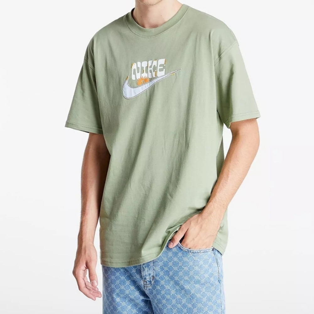 Nike Sportswear Loose Fit Sole Craft Embroidered Olive Green T-Shirt 2XL